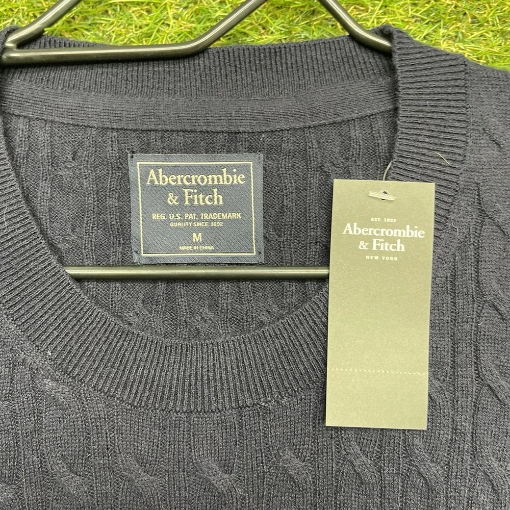 Abercrombie & Fitch Merino Wool Sweater Mens Medium Cable Knit Blue Dress Preppy